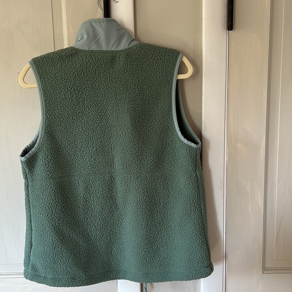 North Face fleece vest - Picture 6 of 8